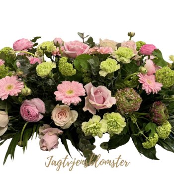 Kistepynt i lyser�d og gr�n
